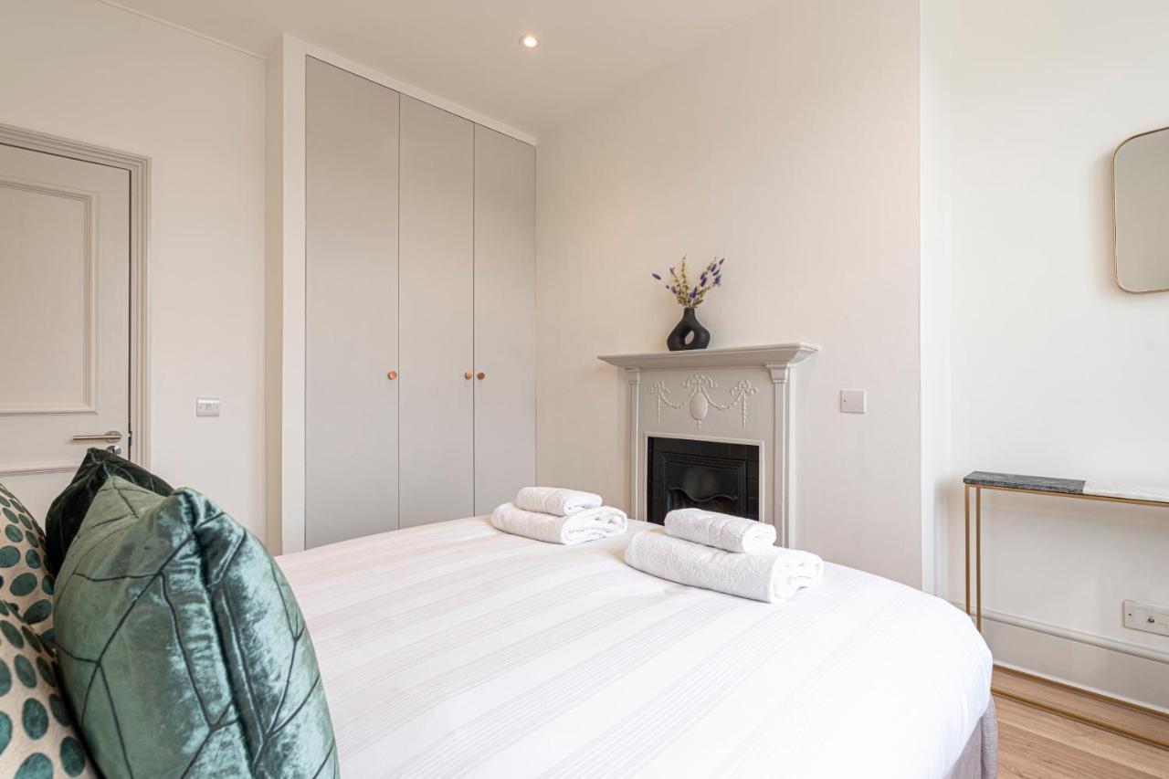 Stylish 1 Bed Flats In Soho, Next To Piccadilly Circus And Trafalgar Square Londra Esterno foto