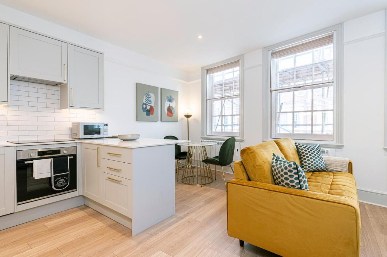 Stylish 1 Bed Flats In Soho, Next To Piccadilly Circus And Trafalgar Square Londra Esterno foto