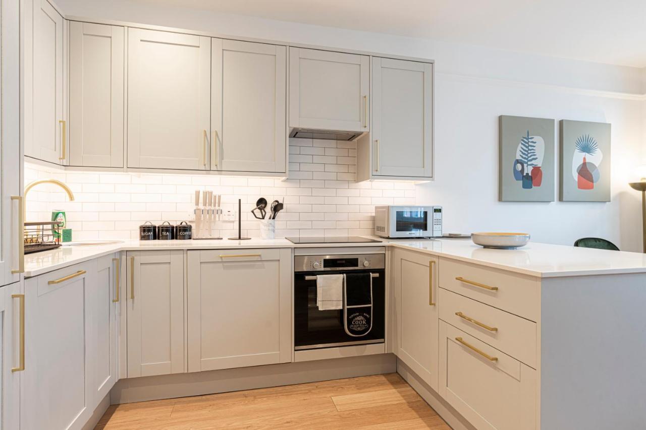 Stylish 1 Bed Flats In Soho, Next To Piccadilly Circus And Trafalgar Square Londra Esterno foto