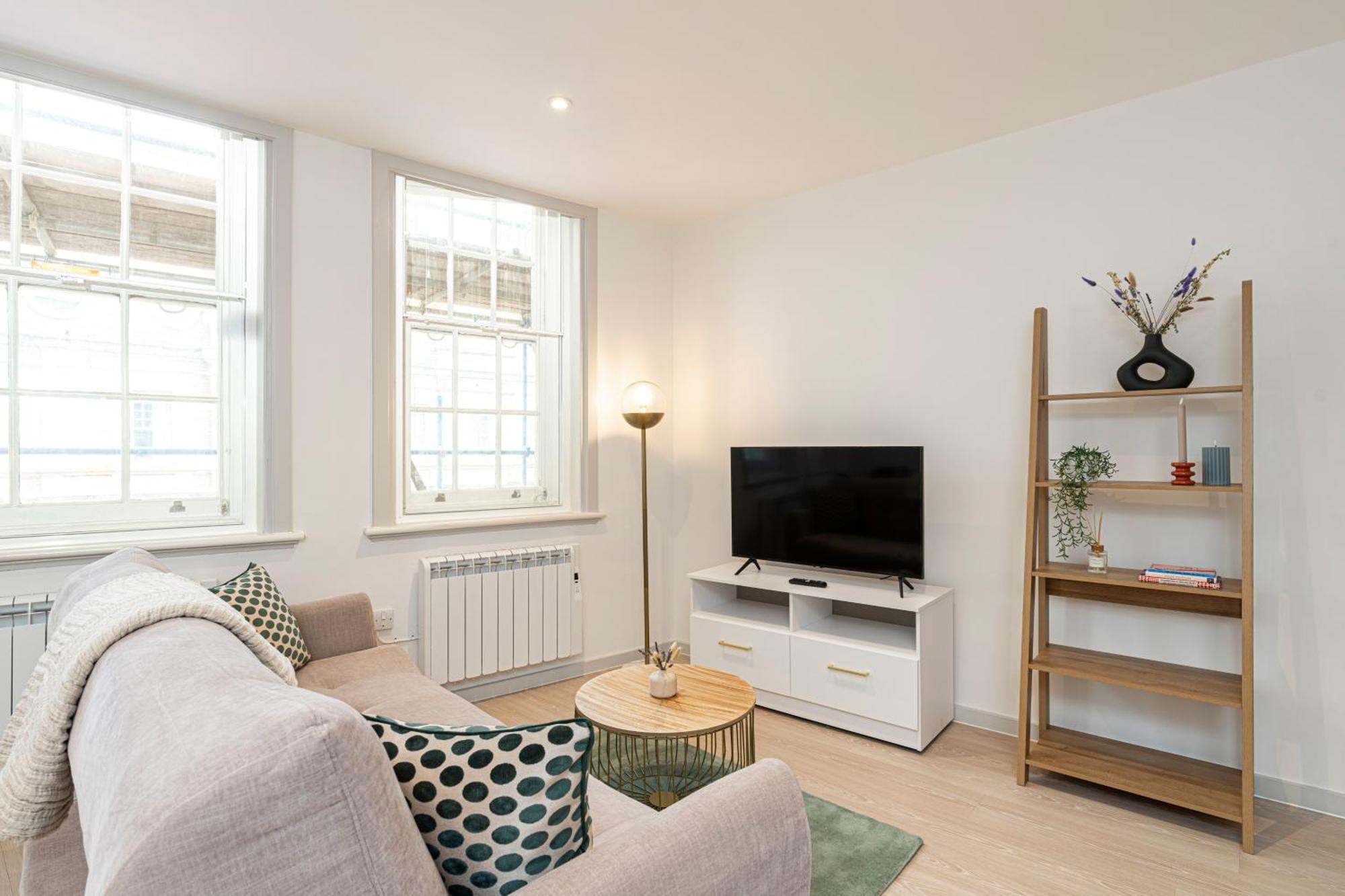 Stylish 1 Bed Flats In Soho, Next To Piccadilly Circus And Trafalgar Square Londra Esterno foto