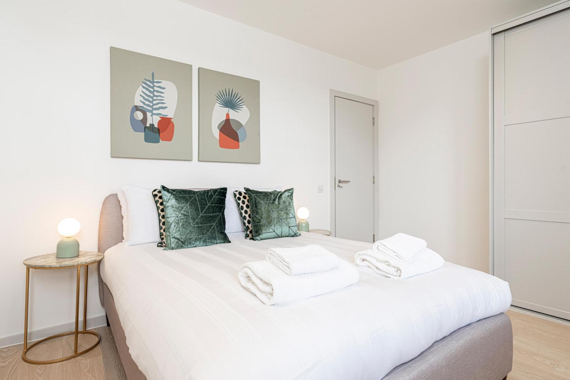 Stylish 1 Bed Flats In Soho, Next To Piccadilly Circus And Trafalgar Square Londra Esterno foto